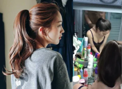 Con bé chổng đít ra để anh nhét vào